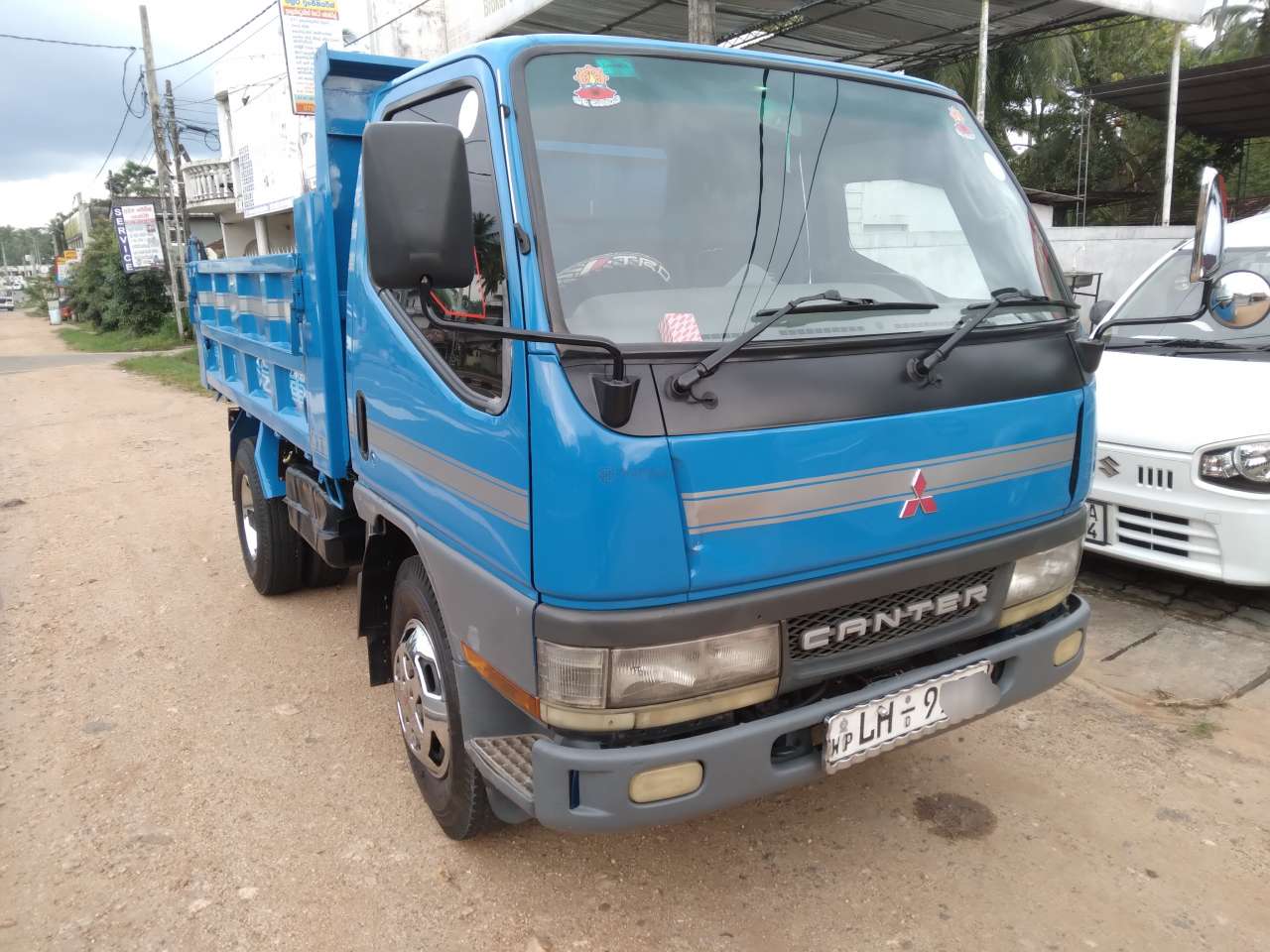 Mitsubishi Canter